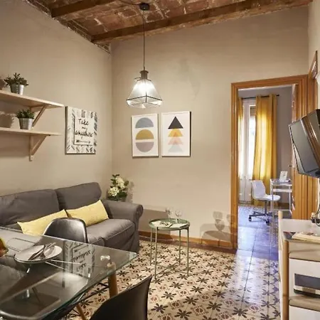 Bebarceloner Sants Apartments- 3 Bedroom Exterior photo