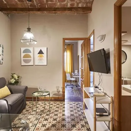 Bebarceloner Sants Apartments- 3 Bedroom Exterior photo